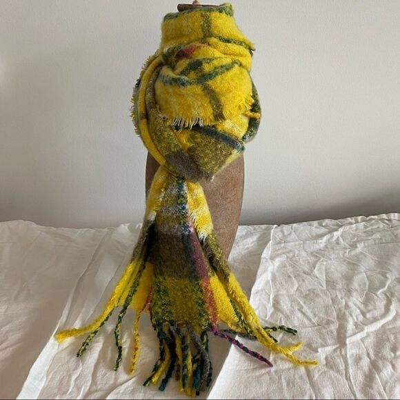 Yellow Pink Green Grey Plaid Eyelash Fringe and Tassel Scarf - Picture 6 of 11